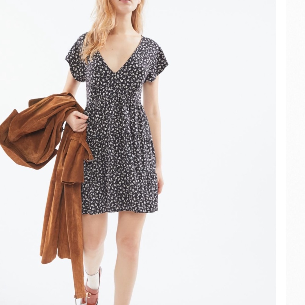 Urban Outfitters Tiered Frocked floral dress